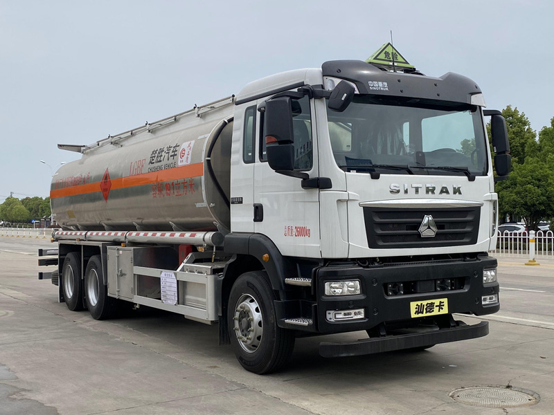 鋁合金運(yùn)油車，油罐車，楚勝汽車集團(tuán)