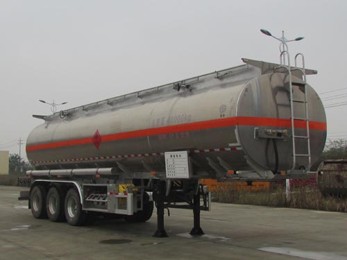 楚勝牌CSC9404GYYLC型鋁合金運油半掛車